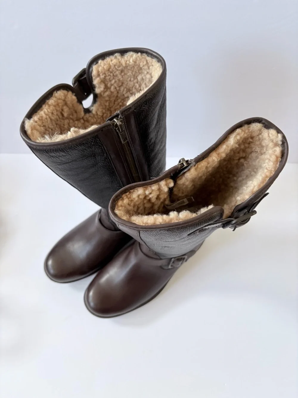 Ugg Chancery Tall Riding brown black Leather Boot Shearling Fur Lined Boot‎ 7.5